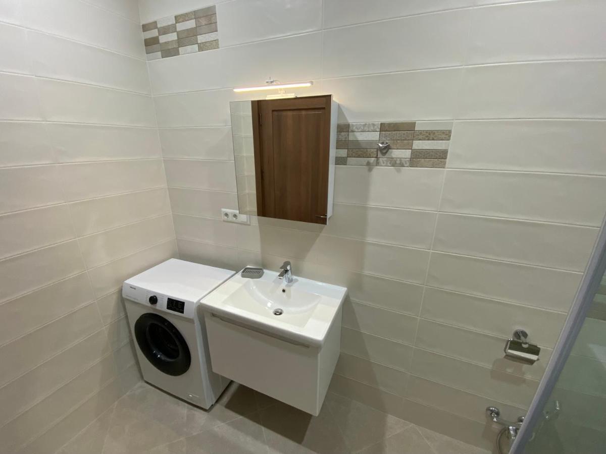 Lovely And Cozy Apartment! Кутаиси Экстерьер фото