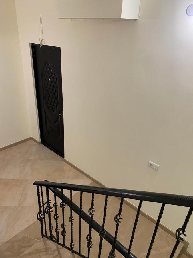 Lovely And Cozy Apartment! Кутаиси Экстерьер фото